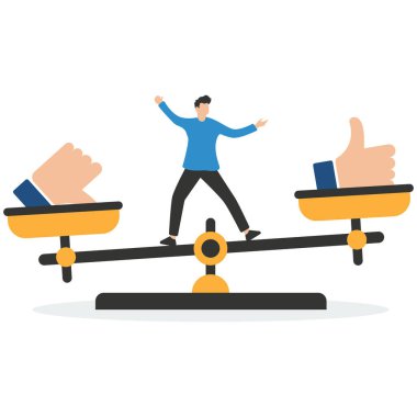 İş adamı dengesi baş parmağıyla yukarı ve aşağı, ihtar ve erdem değerlendirmesi, karşılaştırma, performans değerlendirmesi, yönetici değerlendirmesi, yargı, avantaj ve dezavantaj ile tahterevalli üzerinde 