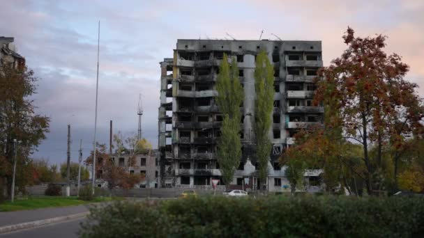 Ukraine Kiew Oktober 2022 Weitschuss Demoliert Das Zerstörte Hochhaus Der — Stockvideo