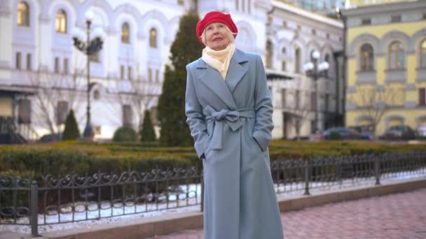 Elegant Senior Woman Coat Beret Walking Outdoors Smiling Looking Portrait — Stock video