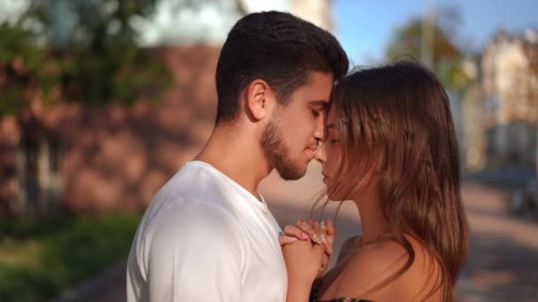 Side View Loving Tender Man Woman Rubbing Noses Kissing Slow — стоковое видео