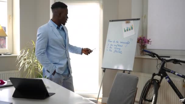 Confident African American Business Coach Talking Pointing Whiteboard Success Tips — Video