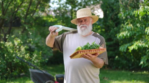 Portrait Confident Senior Farmer Shovel Shoulder Harvest Looking Camera Talking — Stock Video