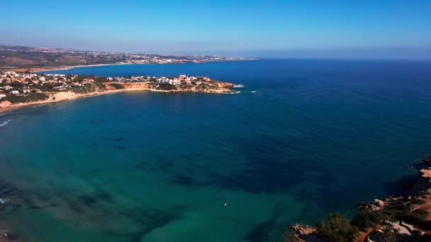 Kék Öböl Földközi Tenger Ciprus Zoom Tágas Lövés Óceán Víz — Stock videók
