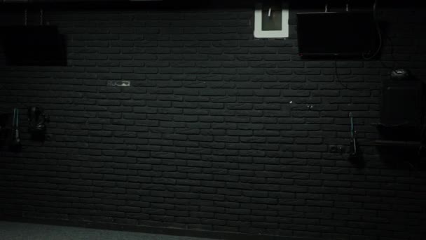 Темна Цегляна Стіна Клубі — стокове відео
