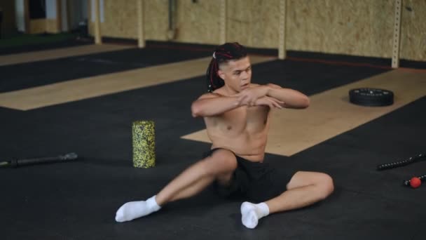 Pilates Joints Legs Performed Mixed Race Man Dreadlocks His Head — Stock Video