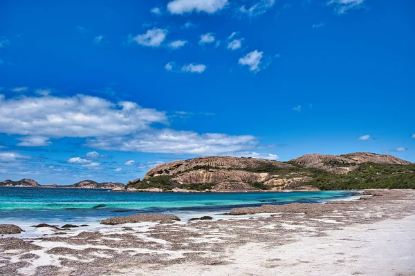 Strand Eroderade Granitklippor Och Turkost Hav Vid Lucky Bay Cape — Stockfoto