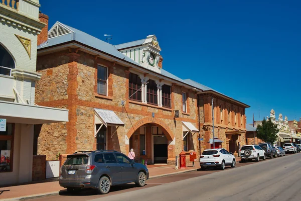 位于西澳大利亚州惠特带的约克镇的街道场景和遗产邮局 — 图库照片