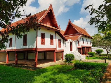  Phatthalung Valiliği (Wang Chao Mueang Phatthalung), Wang Mai (New Palace, 1889), Tayland 'ın güneyindeki Phatthalung şehrinde il sarayı.