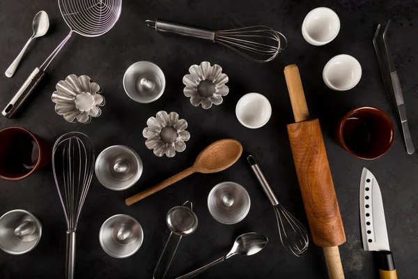 Geschirr Auf Dem Tisch Küchenutensilien — Stockfoto