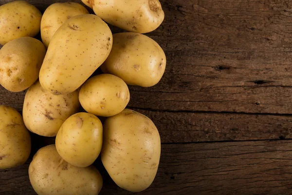 Ripe Potatoes Table — Stock Photo, Image