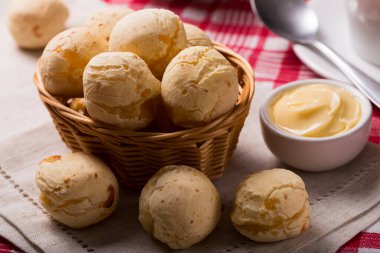 Peynirli ekmek, geleneksel Brezilya atıştırmalığı..