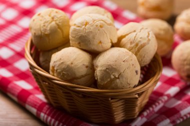 Peynirli ekmek, geleneksel Brezilya atıştırmalığı..