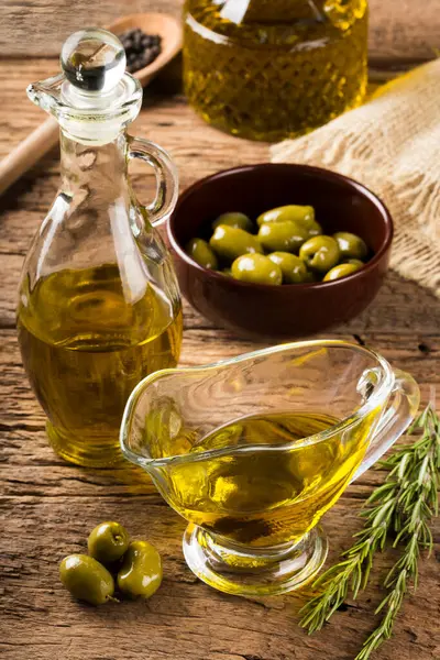 Olive Oil Containers Virgin Olive Oil Olives — Stock Photo, Image