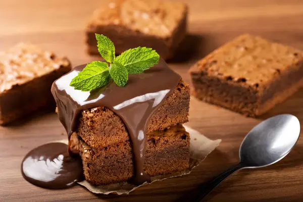 Deliciosos Pedaços Chocolate Brownie — Fotografia de Stock