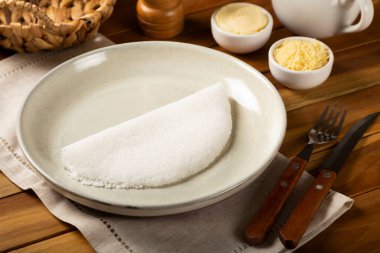 Masada tereyağlı Tapyoka. Brezilya tapyokası..