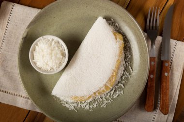 Hindistan cevizi kremalı tatlı tapyoka. Brezilya tapyokası..