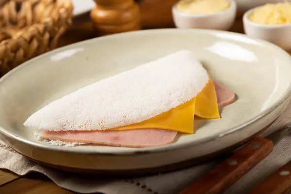 Peynir Jambonla Doldurulmuş Tapyoka Brezilya Tapyokası — Stok fotoğraf