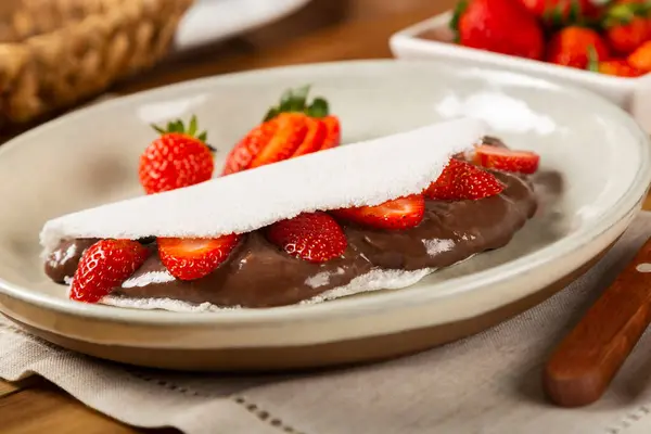 Süße Tapioka Gefüllt Mit Schokolade Und Erdbeeren Brasilianischer Tapioka — Stockfoto