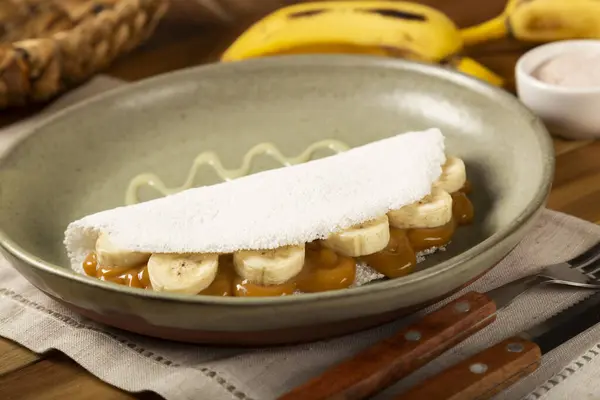 Sladká Tapioka Plněná Dulce Leche Banánem Brazilská Tapioka — Stock fotografie