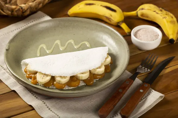 Süße Tapioka Gefüllt Mit Dulce Leche Und Banane Brasilianischer Tapioka — Stockfoto