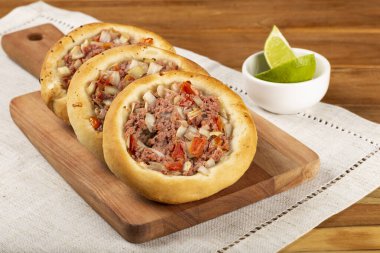 Masada Arap eti var..