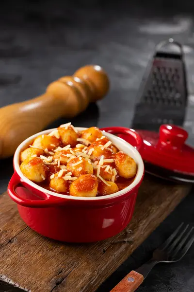 Gnocchi Sauce Tomate Parmesan Râpé — Photo