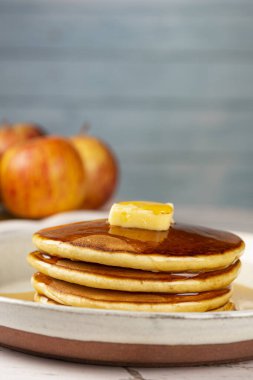 Tereyağlı ve ballı leziz krepler..