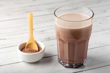 Masada çikolatalı cam..