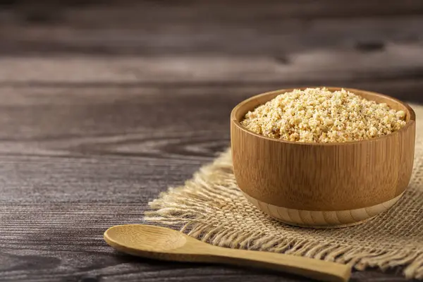 Tigela Com Farofa Brasileiro Feito Com Farinha Mandioca — Fotografia de Stock