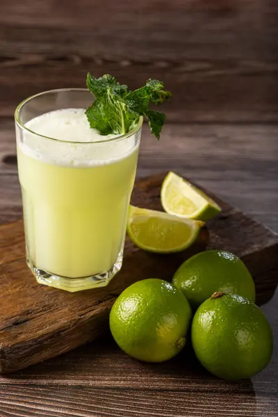 Limonada Refrescante Com Hortelã Limonada Bebida Verão — Fotografia de Stock