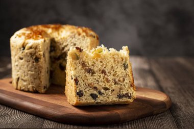 Şekerli panettone, geleneksel Noel ekmeği..