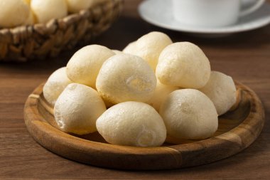 Brezilya nişasta bisküvisi (biscoito de polvilho)