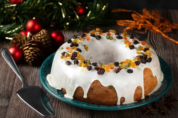 Kerstcake Met Fondant Gekonfijte Vruchten — Stockfoto
