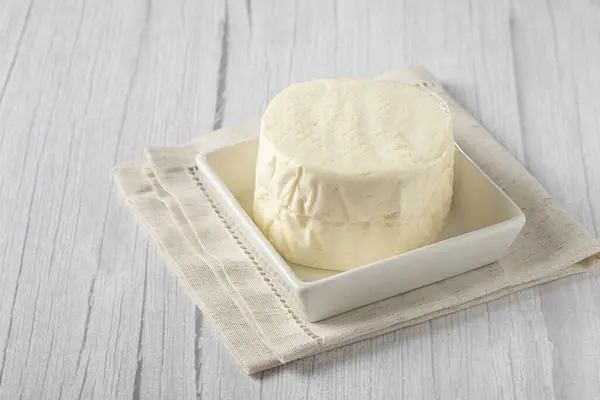 巴西传统的白奶酪 被称为 Queijo Minas — 图库照片