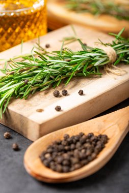 Masada taze biberiye var..