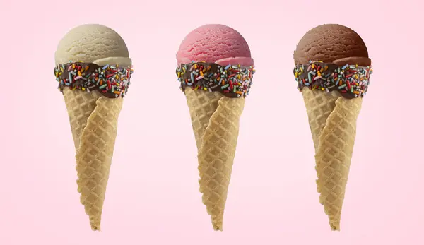 Ice Cream Cone Vanilla Strawberry Chocolate Flavors Isolated Pink Background — Stock Photo, Image