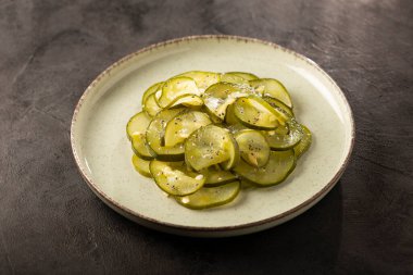 Sunomono. Japon salatalı tabak..