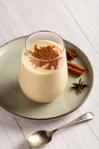 Eggnog Cup Cinnamon Powder — Stock Photo, Image