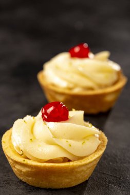 Kirazlı limonlu turtalar..