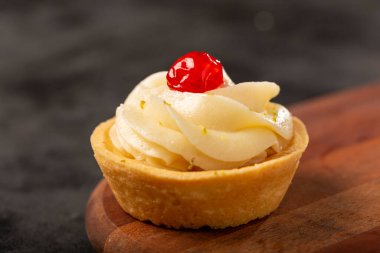 Kirazlı limonlu turtalar..