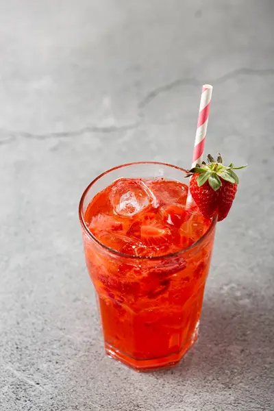 Strawberry Caipirinha Table Strawberry Cocktail —  Fotos de Stock