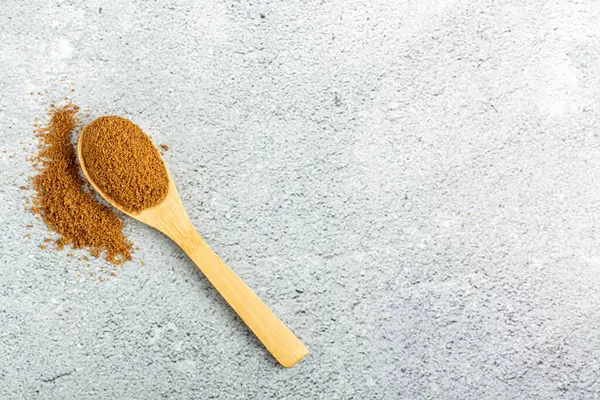 Brown Sugar Wooden Spoon Table — Stock Photo, Image