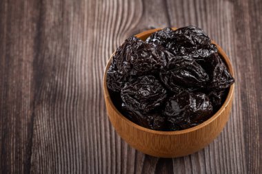 Masada kuru erikli kase.