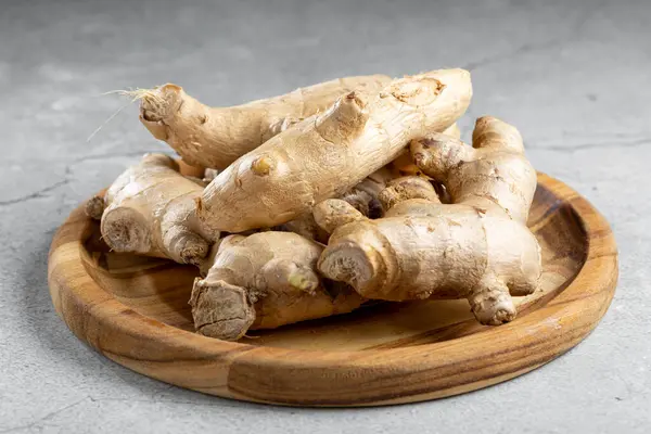 Organic Fresh Ginger Root Table — Stock Photo, Image