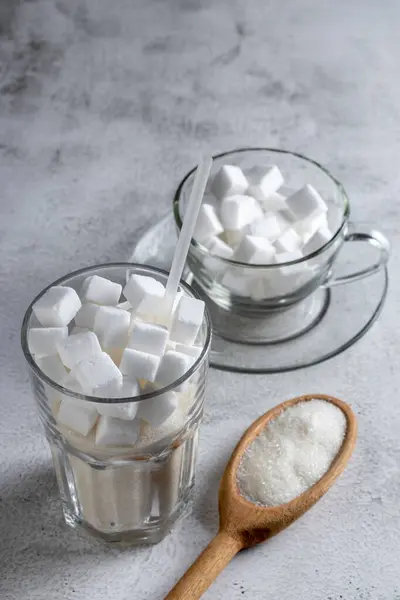 Temiz Cam Bardaklarda Beyaz Şeker Küpleri Telifsiz Stok Imajlar