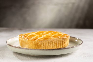 Brezilya usulü tavuk turtası. Brezilya 'da küçük geleneksel tavuk turtası.