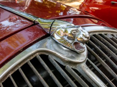 St. Christophen, Avusturya - 23 Temmuz 2023: Yazın yerel eski araba sergisi