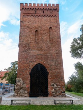 Braniewo Kalesi 'nin manzarası. 13. yüzyılda Braniewo' da inşa edilmiş bir kale..