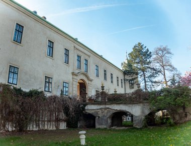 Avusturya 'daki Schloss Baumgarten şatosunun dış görünüşü