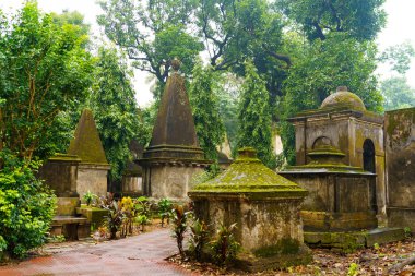 INDIA - NOV 26, 2023: Kalkütalı Rahibe Teresa 'nın Mezarı, yaygın olarak Rahibe Teresa olarak bilinir, hayatının çoğunu Hindistan' da geçirmiş bir Katolik misyoner. Kolkata 'nın Simgesi